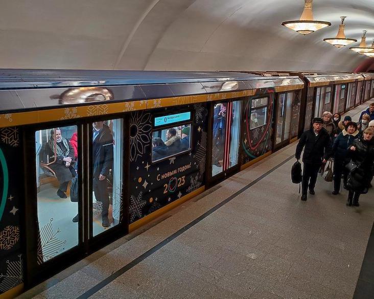 Четыре тематических поезда, которые курсируют в московском метро